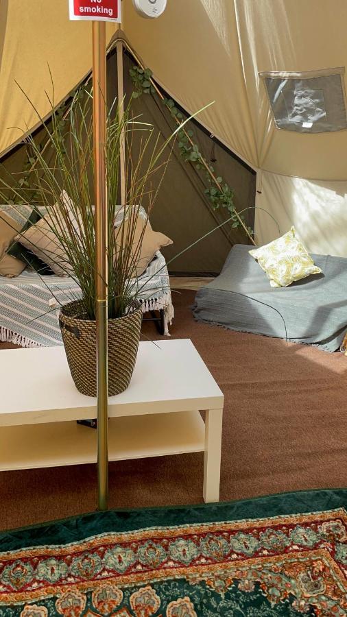 Bell Tent Village 诺丁汉 外观 照片