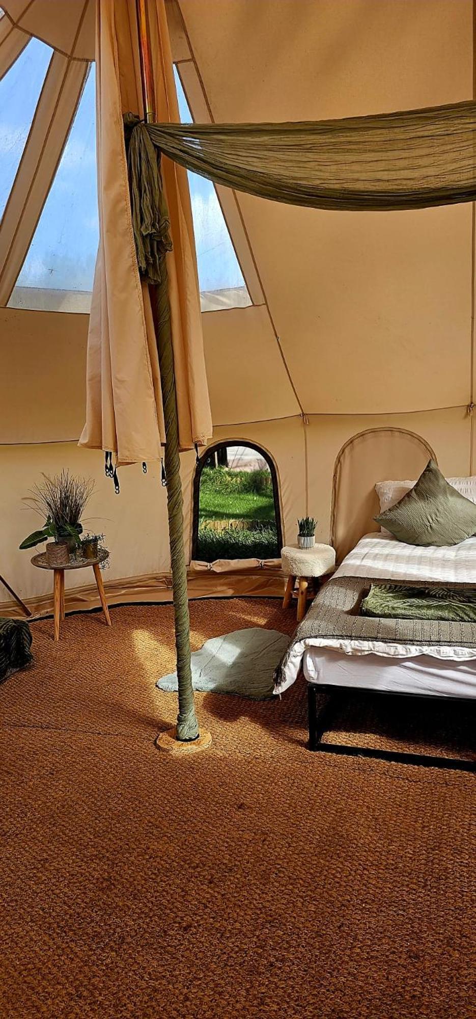 Bell Tent Village 诺丁汉 外观 照片