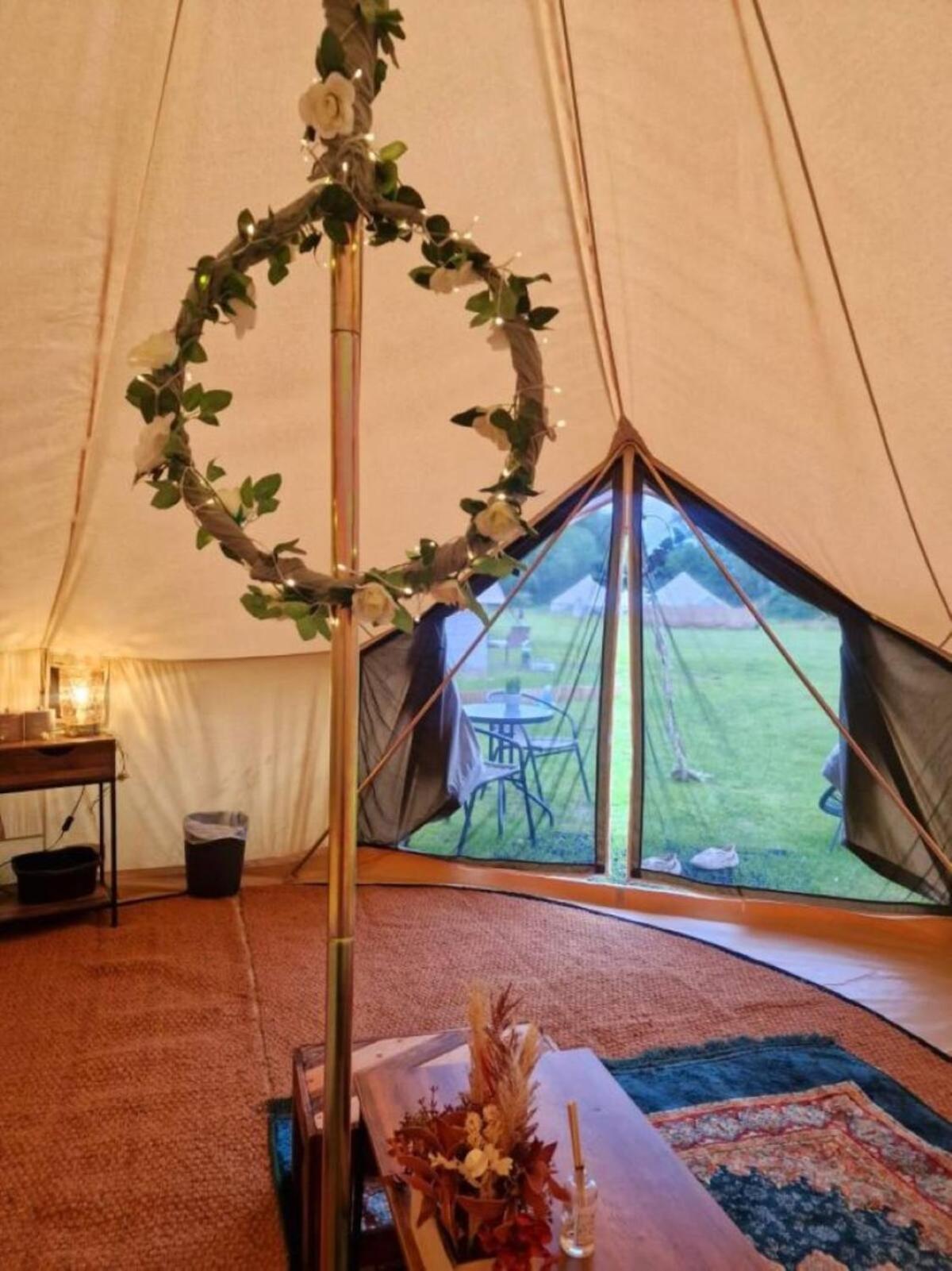 Bell Tent Village 诺丁汉 外观 照片